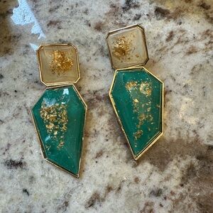 Elegant Gold and Green Geometric Earrings